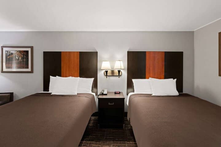 Room 12 of 29